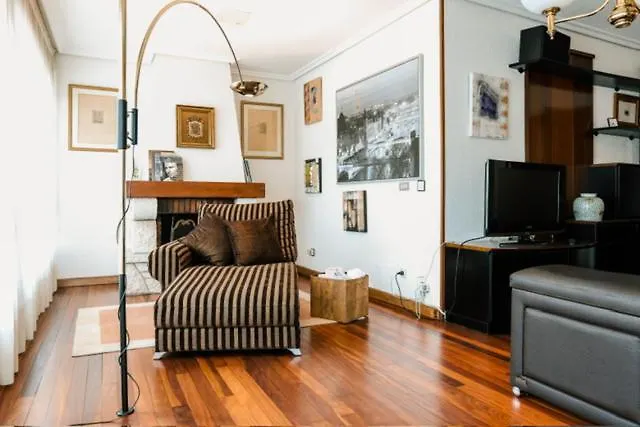 Semesterbostad El Doce Del Ferial Solares